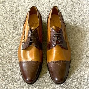 MERCANTI FIORENTINI two-tone cap toe oxford dress shoes, 10.5.